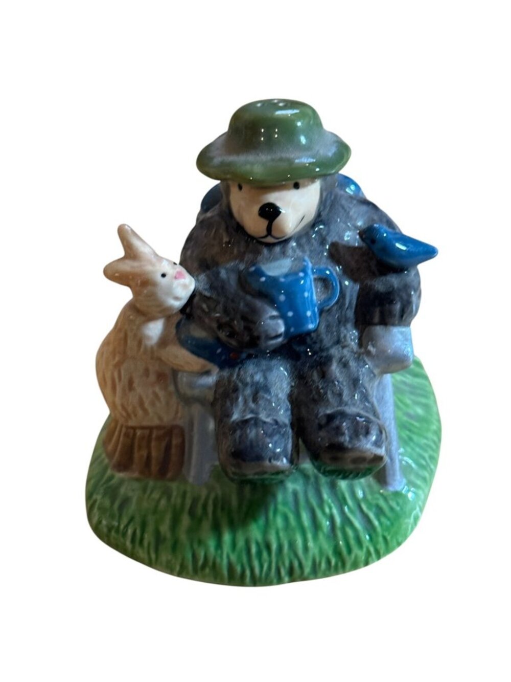 Airstream Camper Bear Bunny Bird Salt Pepper Shakers Spring Summer Cape Shore - Picture 10 of 10
